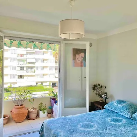 Apartment Palm *